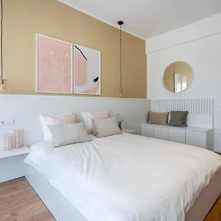 Fabulous With View In Calea Victoriei *