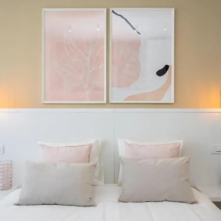 Fabulous With View In Calea Victoriei Bucarest