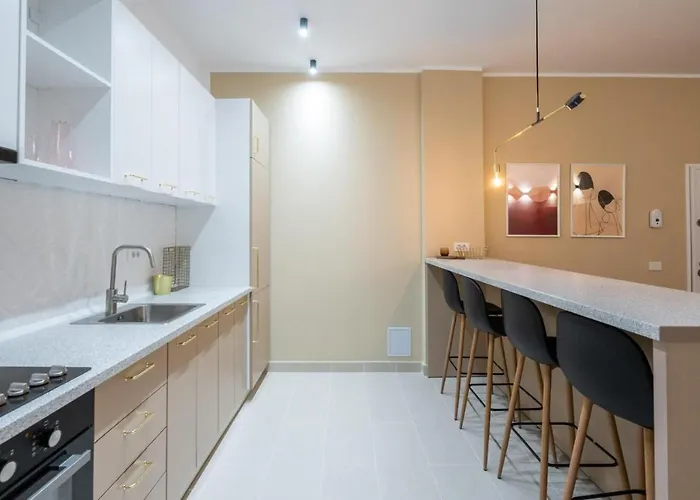Fabulous With View In Calea Victoriei Апартаменты